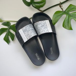 MK Ayla Slides sz7